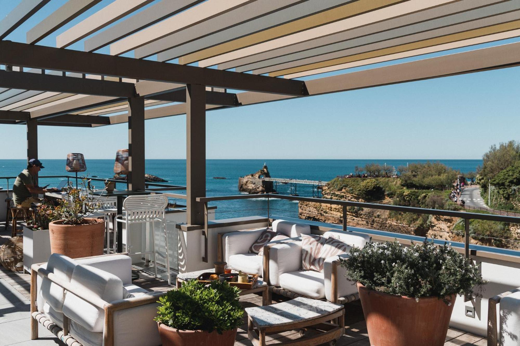 De La - Nouvel Etablissement Hotel Biarritz