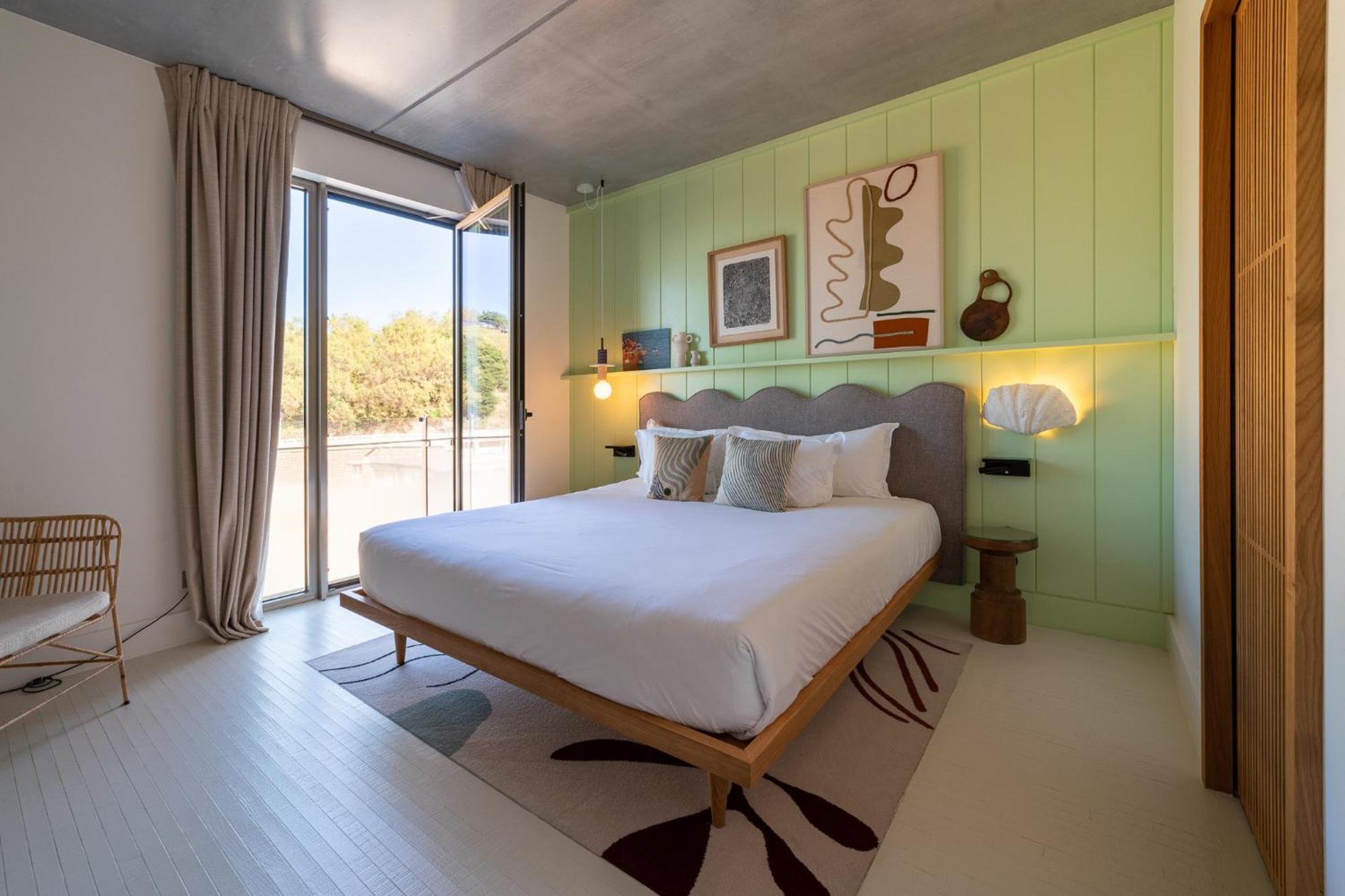 De La - Nouvel Etablissement Hotel 4*